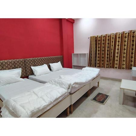 Shree Puram Hotel Varanasi Ngoại thất bức ảnh